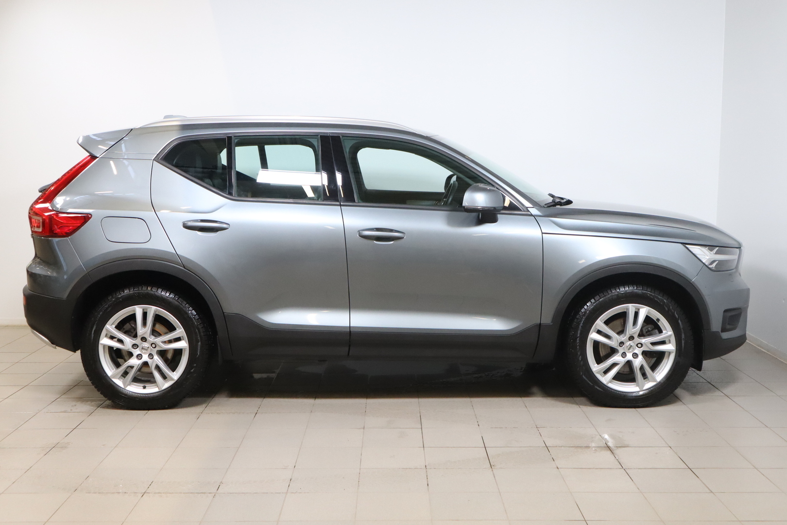 VOLVO XC40 2019
