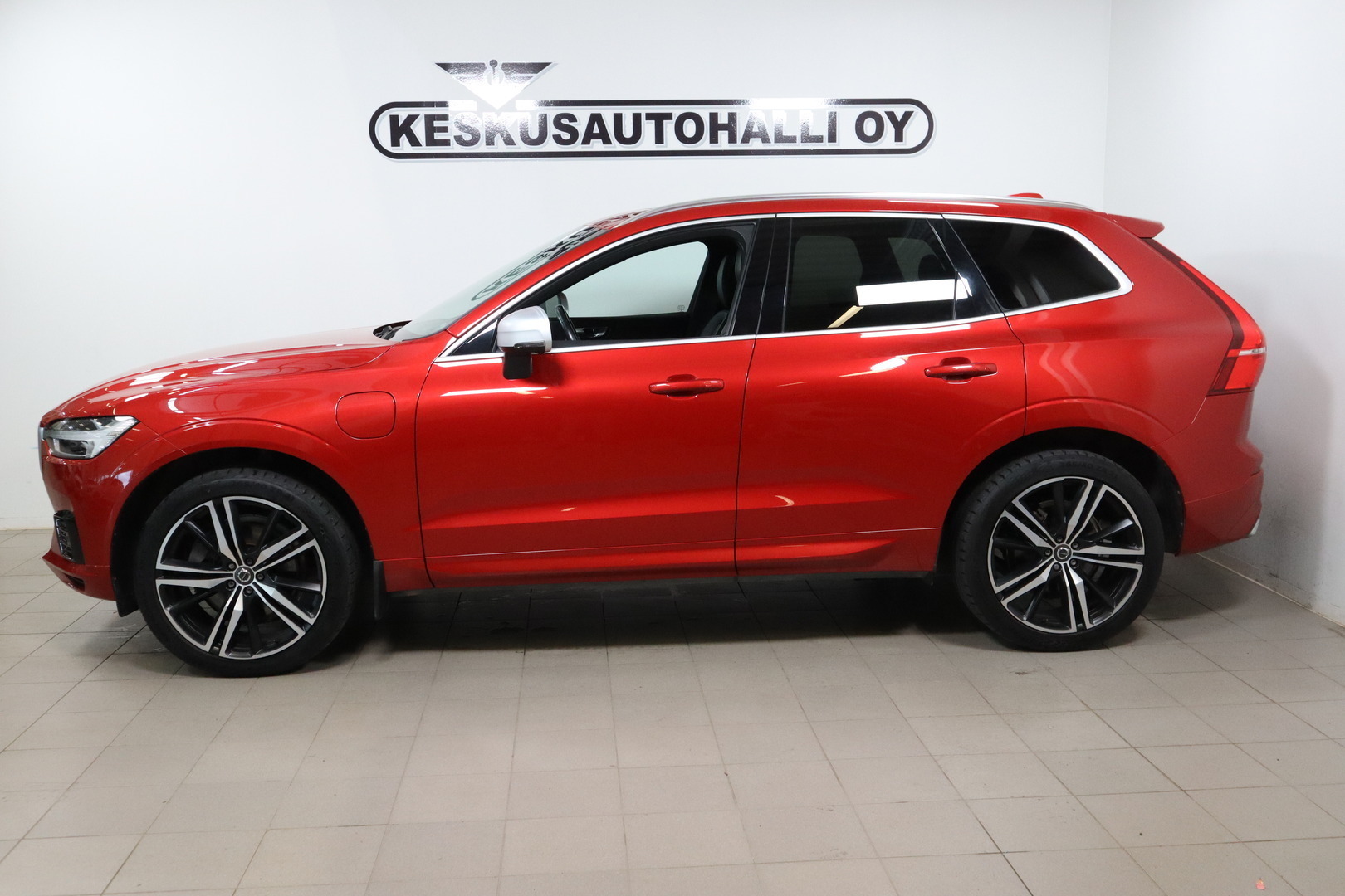 VOLVO XC60 2018