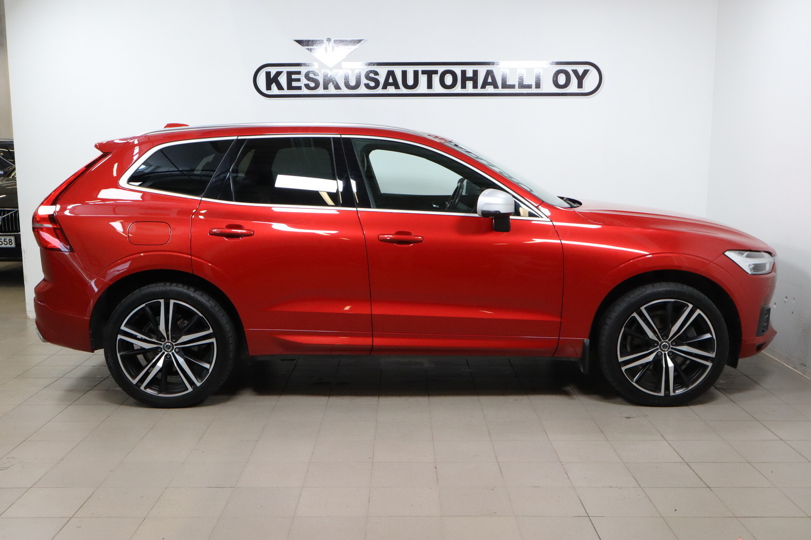 VOLVO XC60 2018