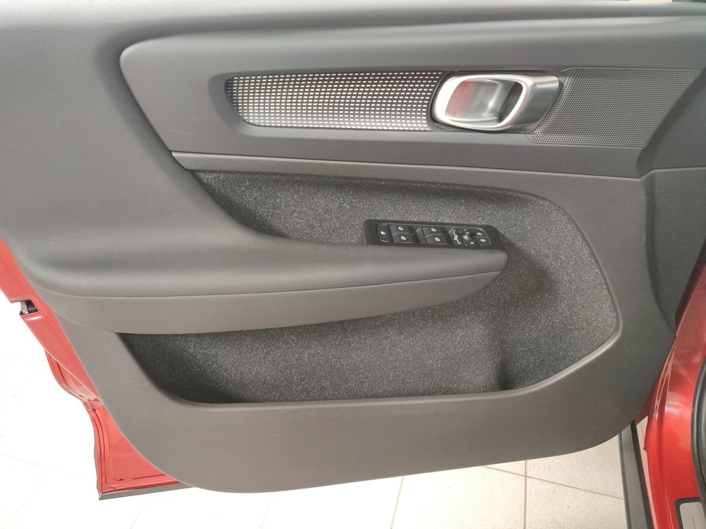 VOLVO XC40 2022