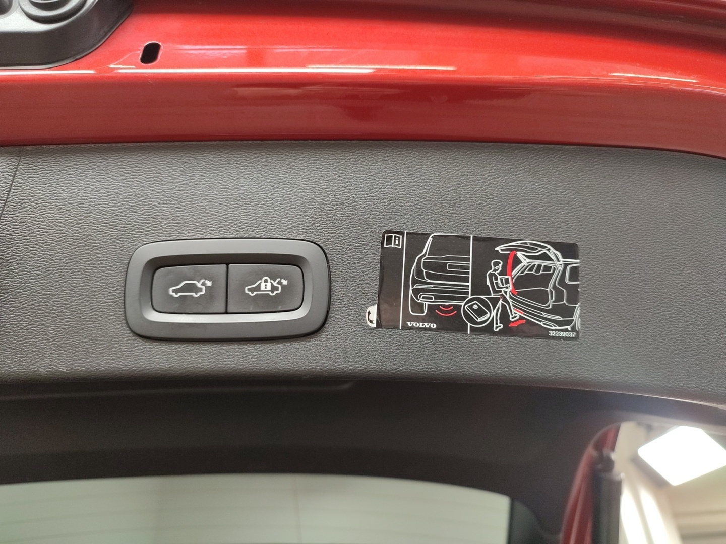 VOLVO XC40 2022