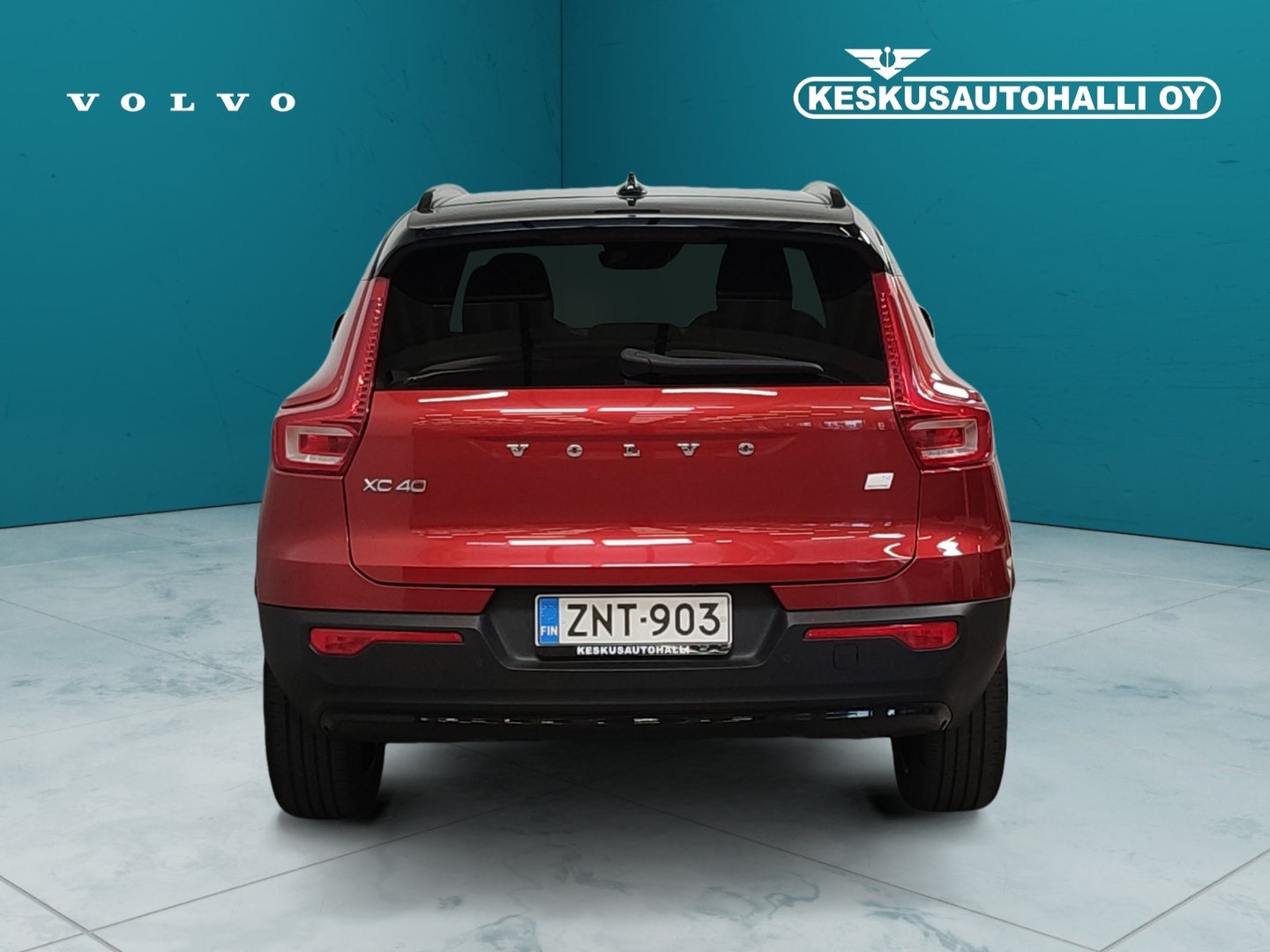 VOLVO XC40 2022