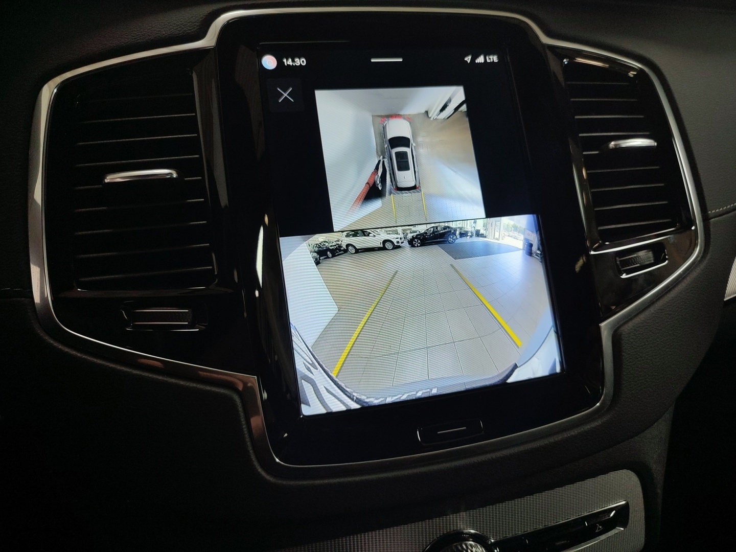 VOLVO XC90 2025