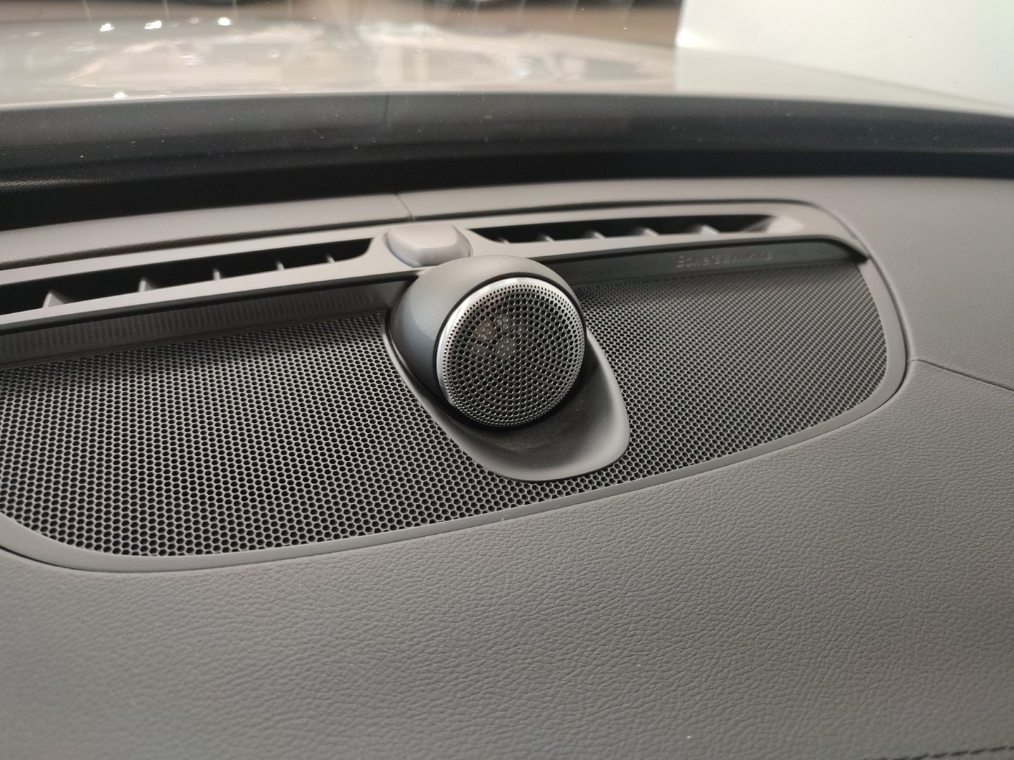 VOLVO XC90 2025