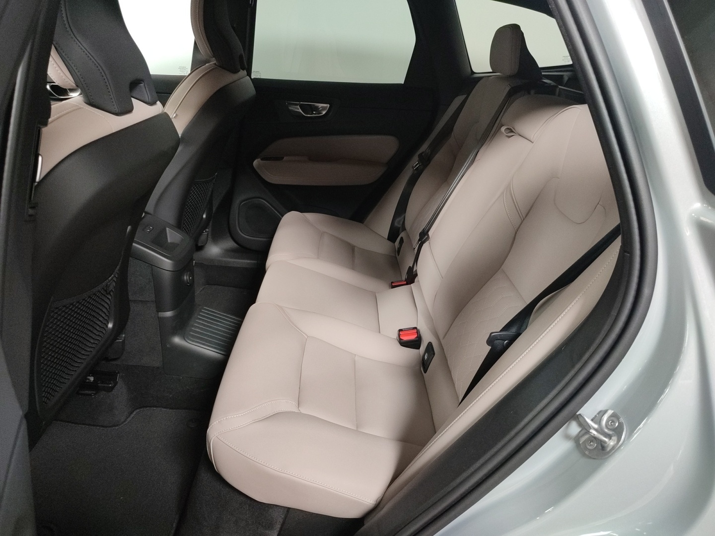 VOLVO XC60 2026