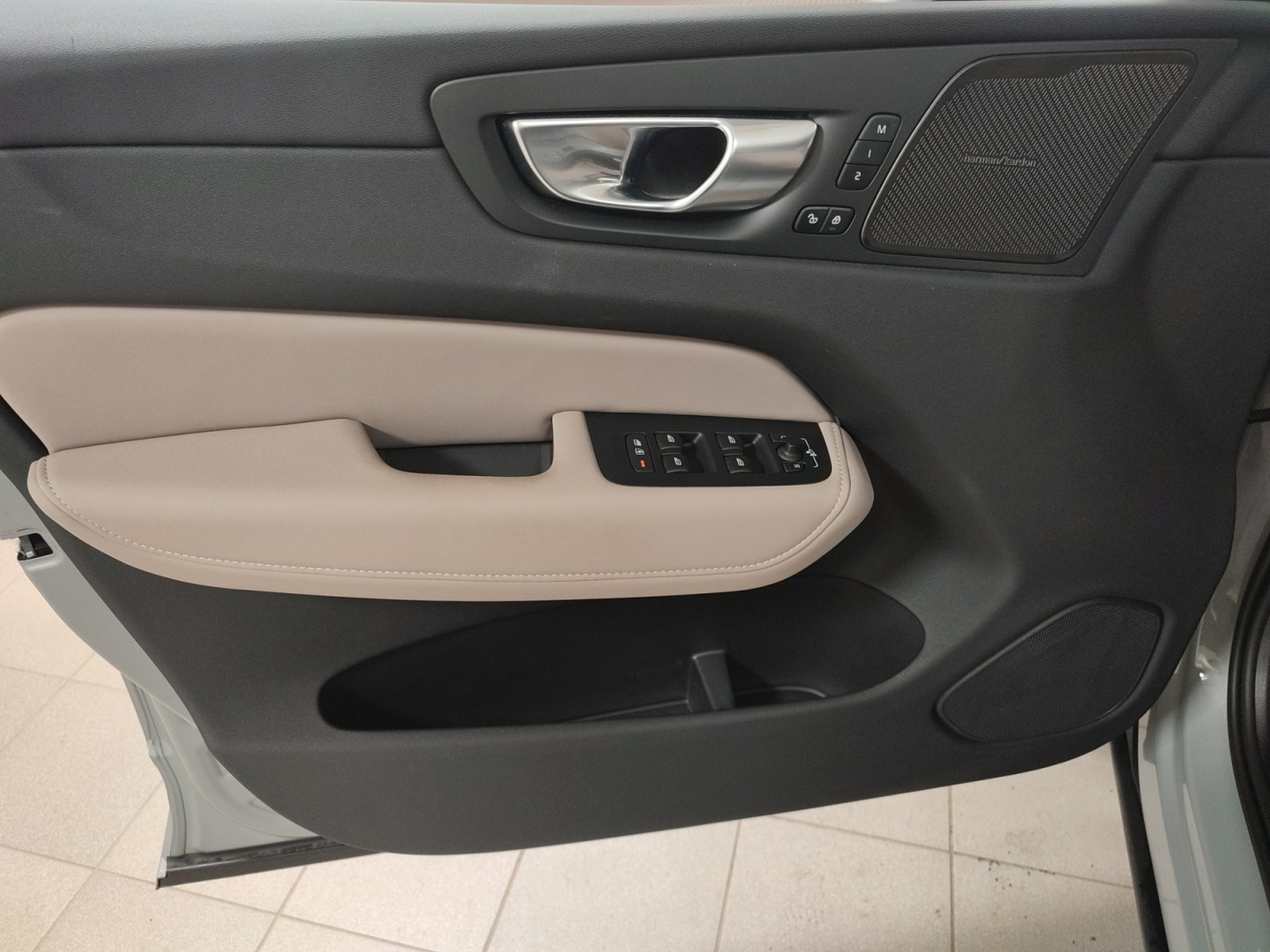 VOLVO XC60 2026