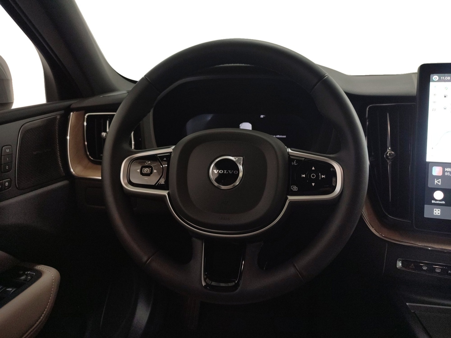 VOLVO XC60 2026