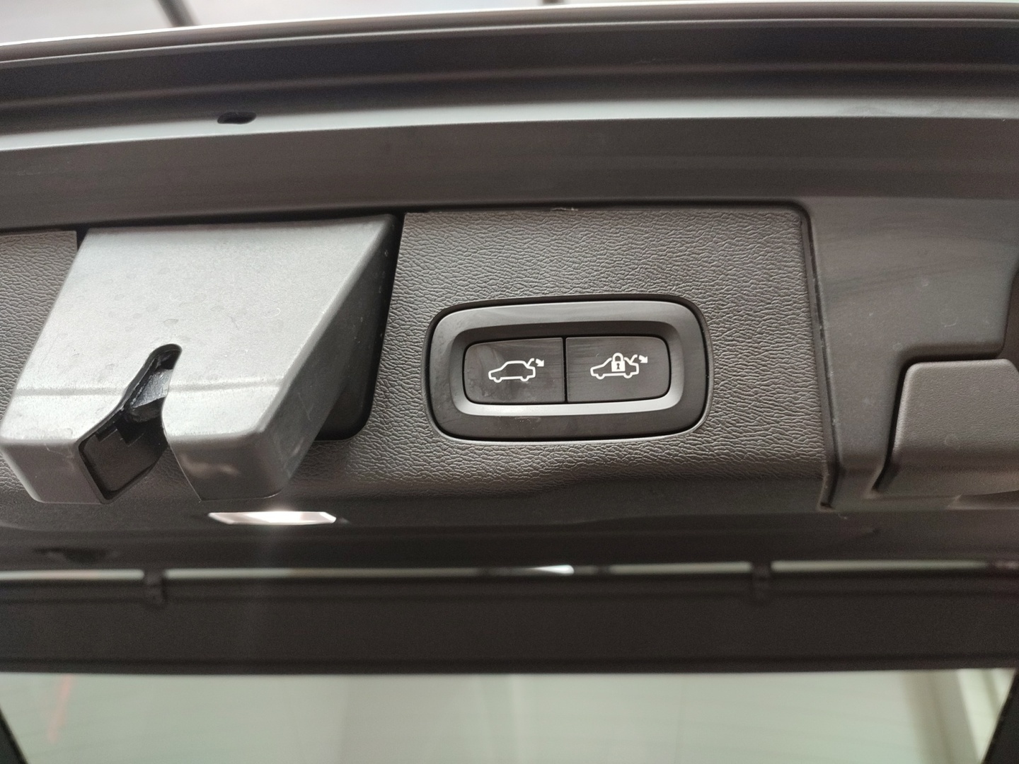 VOLVO XC60 2026