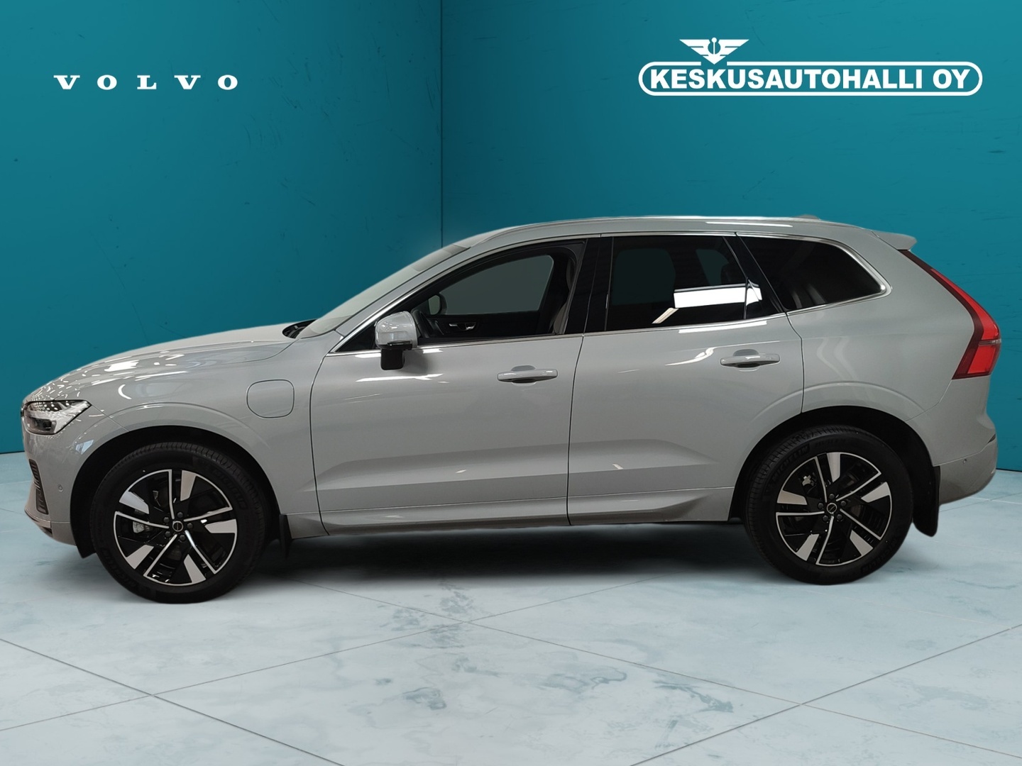 VOLVO XC60 2026