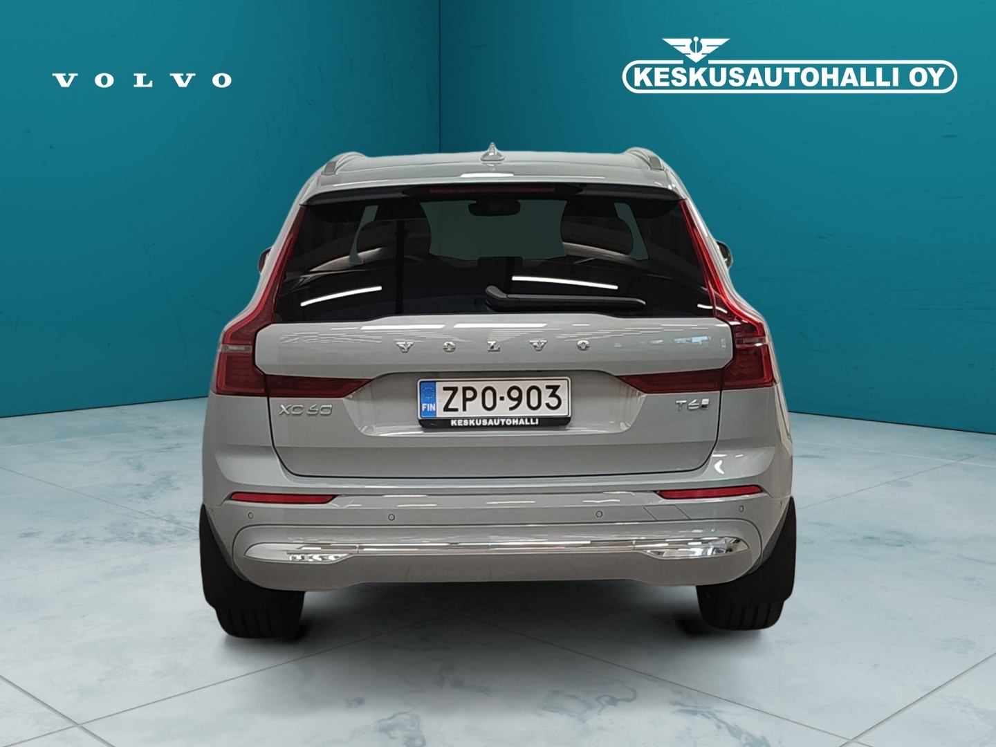 VOLVO XC60 2026