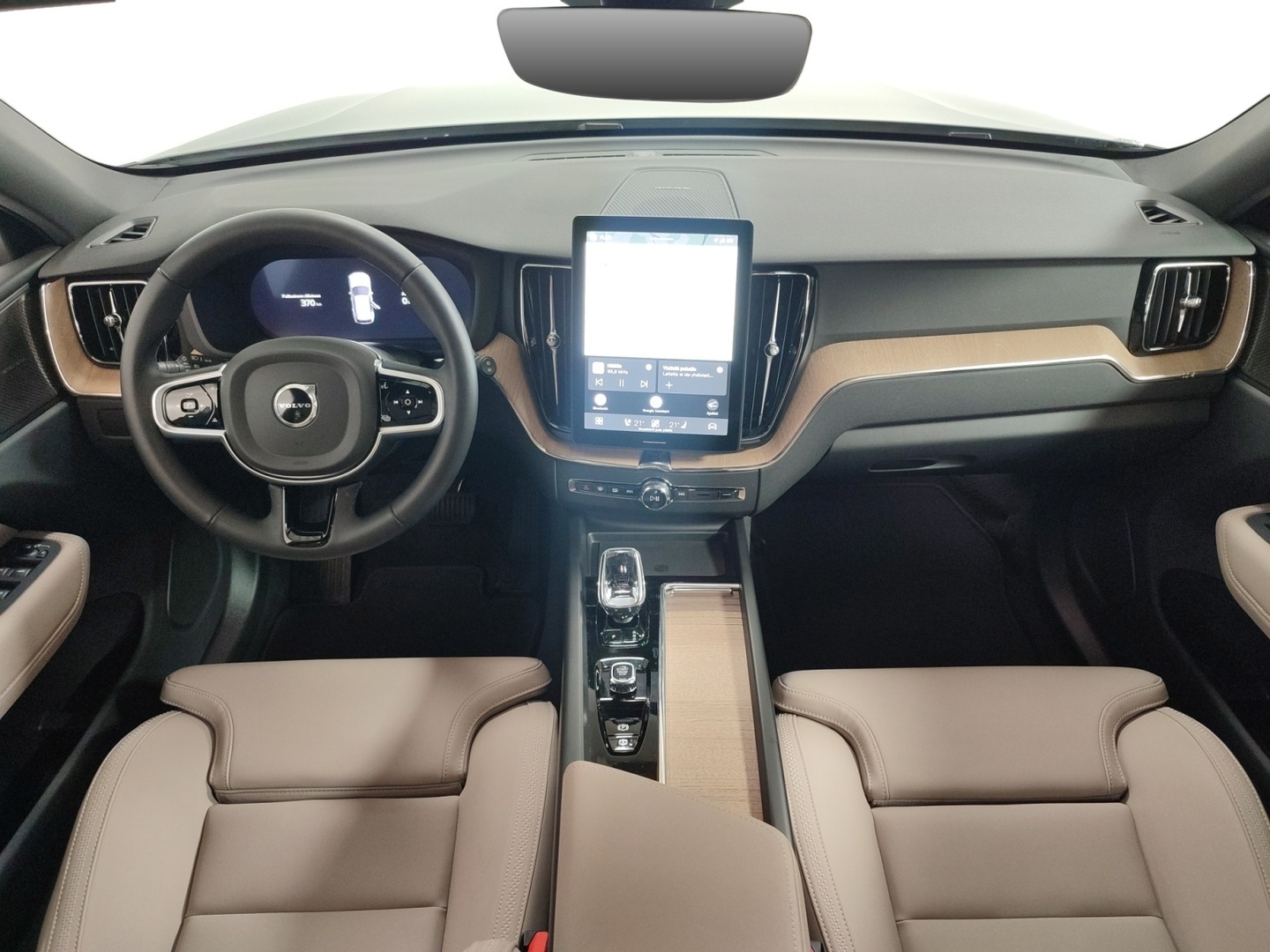 VOLVO XC60 2026