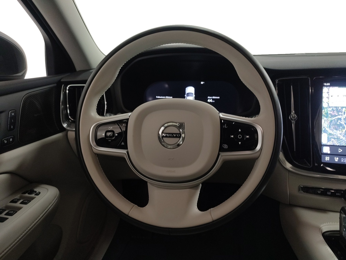 VOLVO V60 2026
