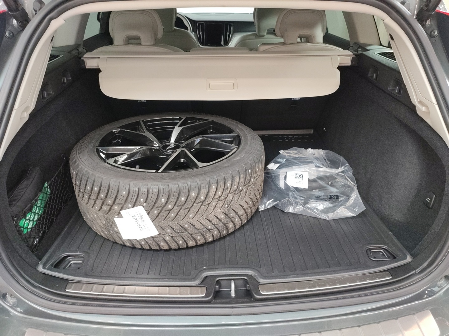 VOLVO V60 2026