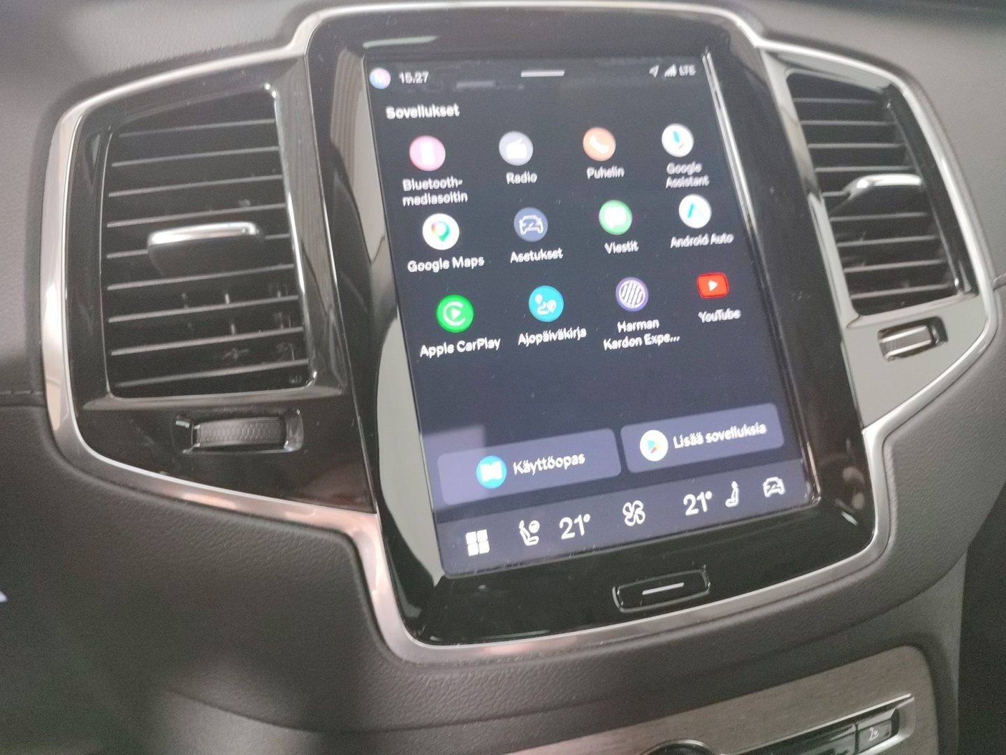 VOLVO XC90 2023