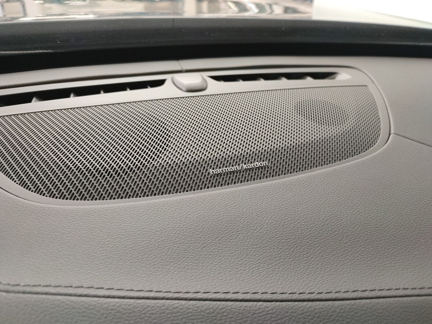 VOLVO XC90 2023