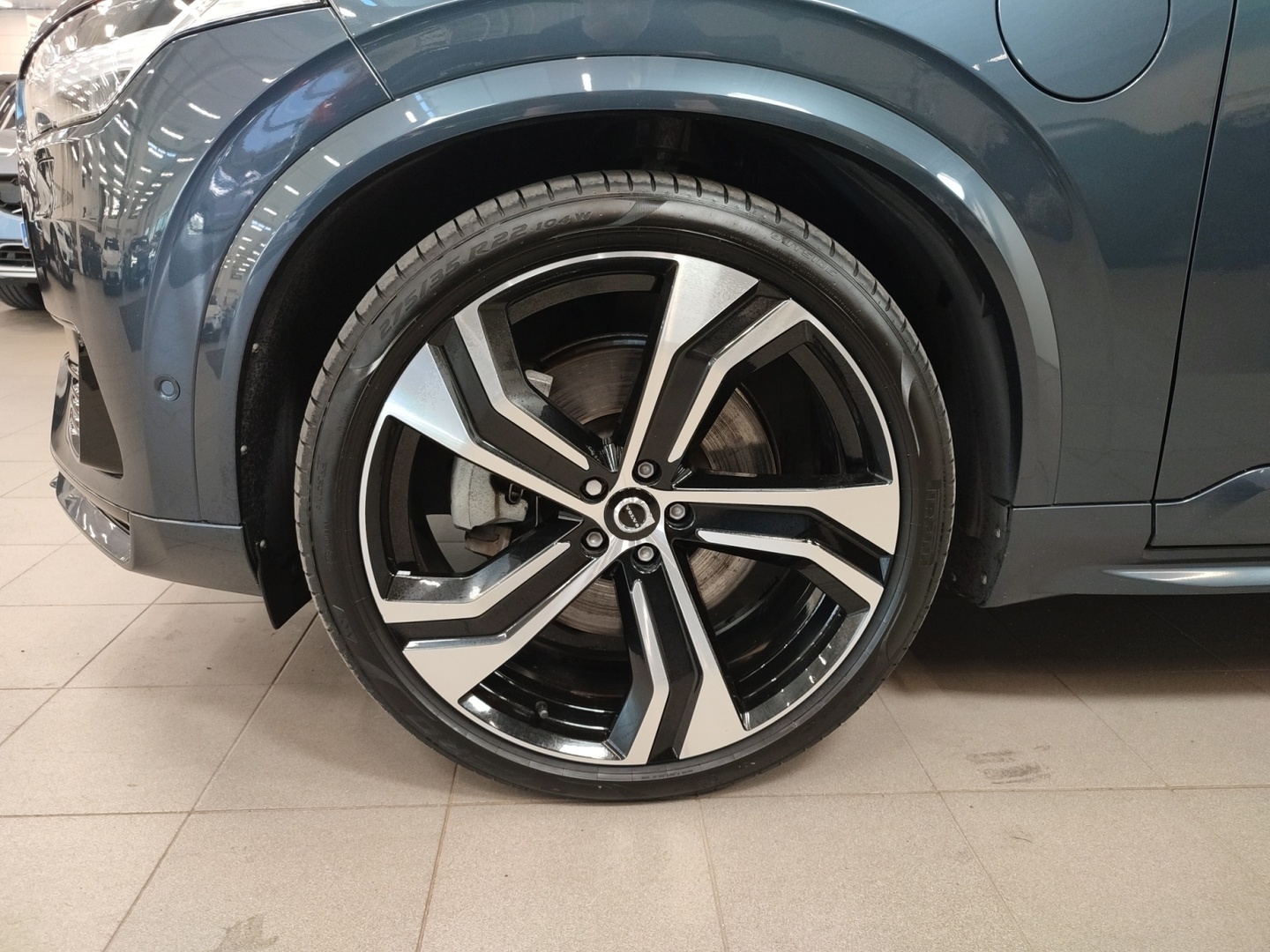 VOLVO XC90 2023