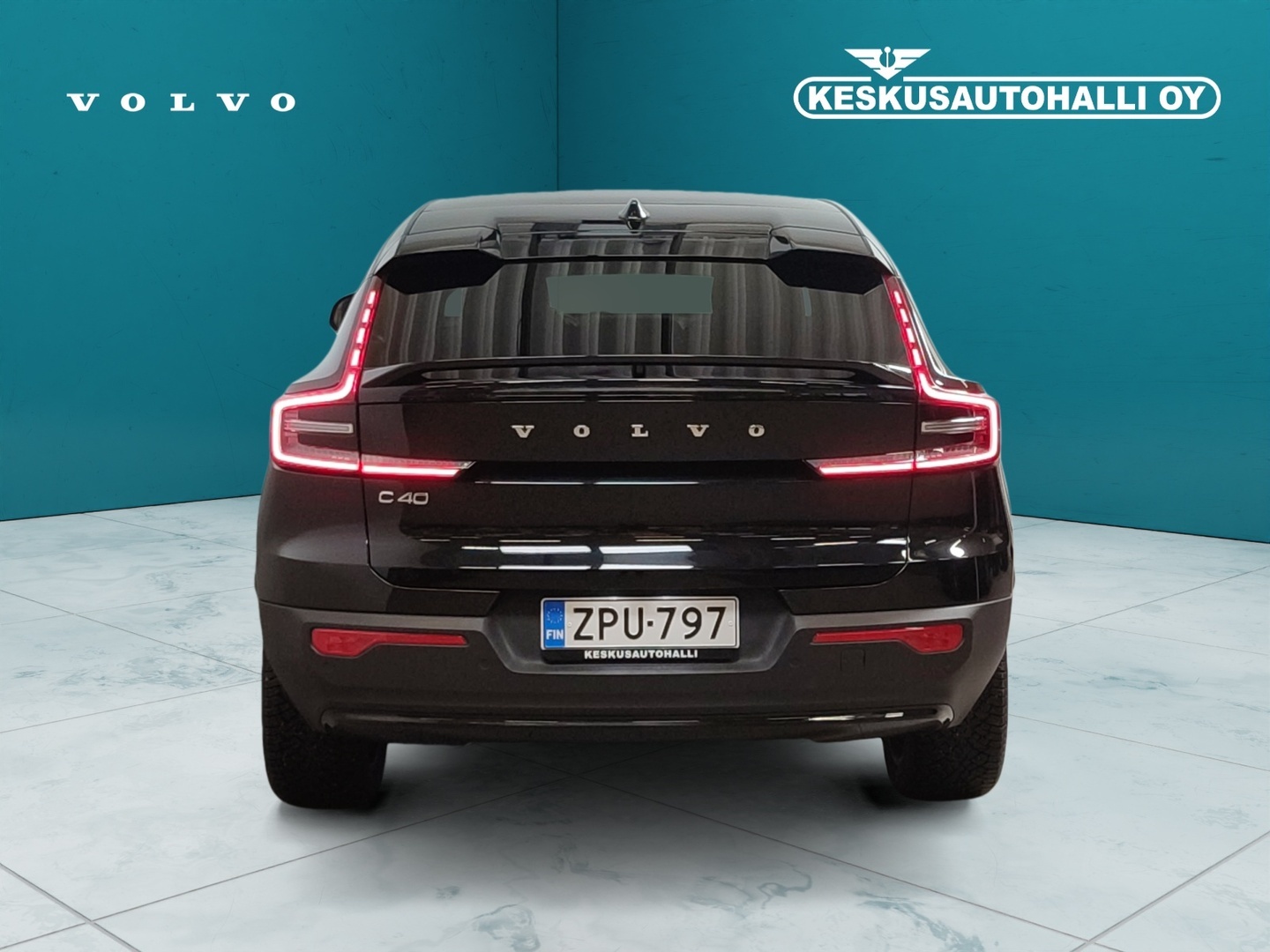 VOLVO C40 2024