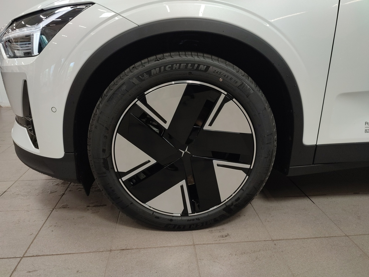 POLESTAR 2 24