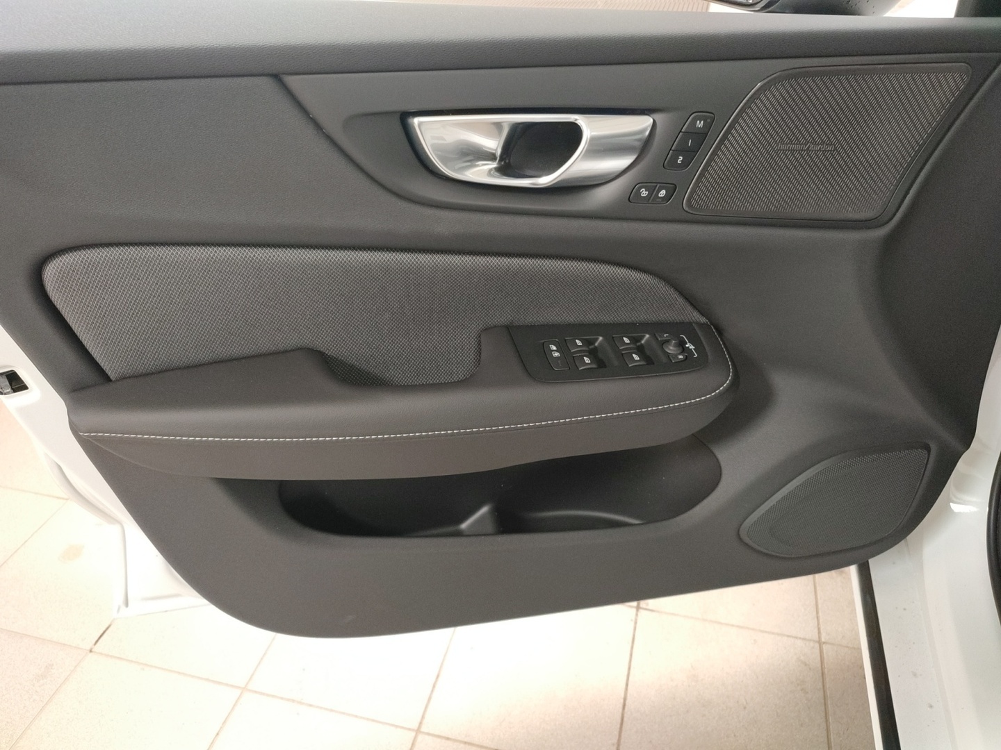 VOLVO V60 2026