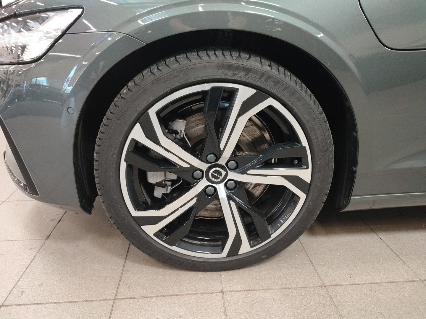 VOLVO V60 24