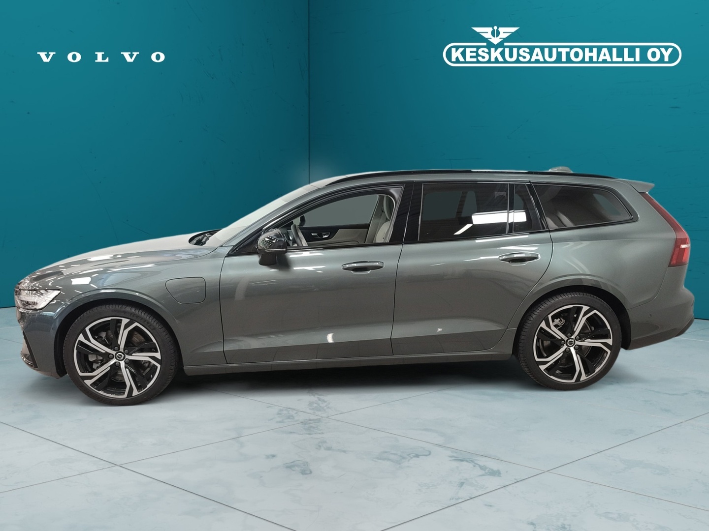 VOLVO V60 3