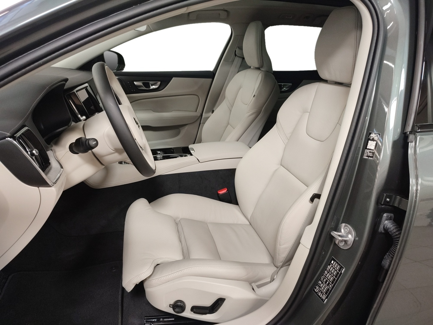 VOLVO V60 9