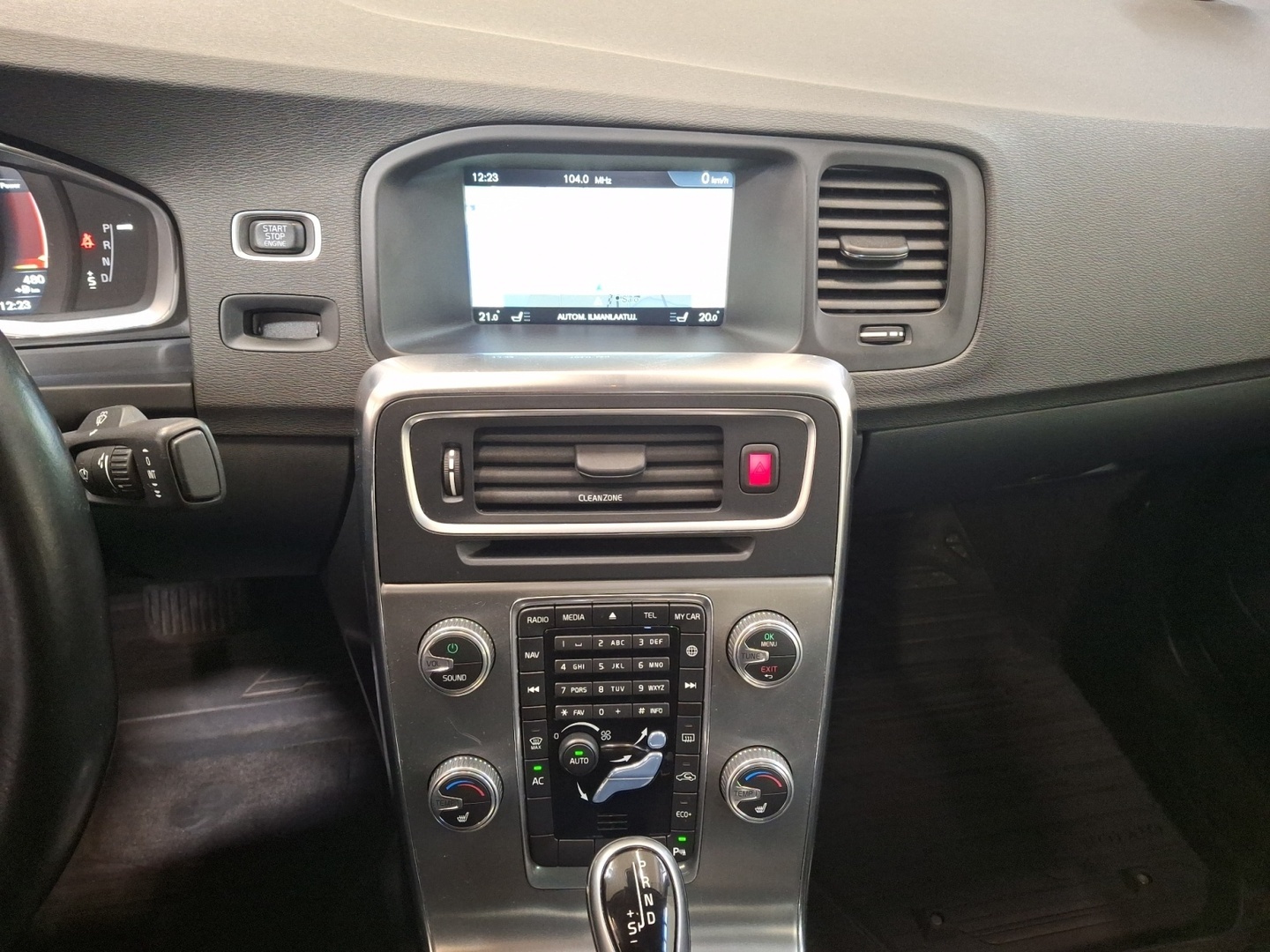 VOLVO S60 2017