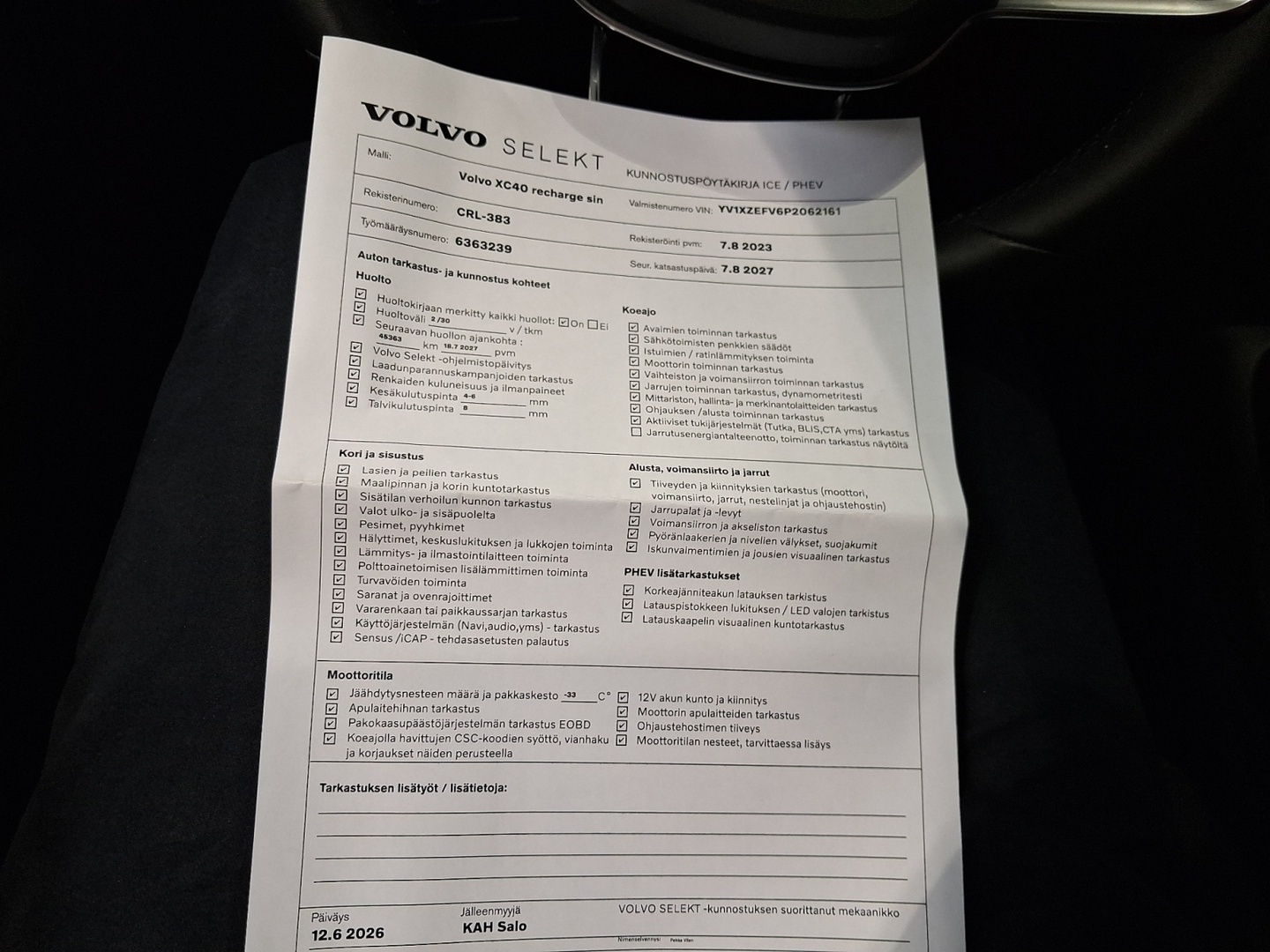 VOLVO XC40 2023