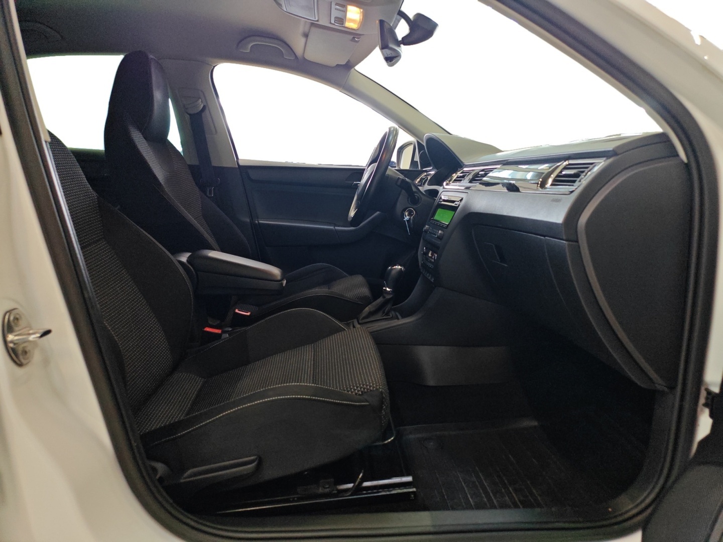 SKODA Rapid 2015