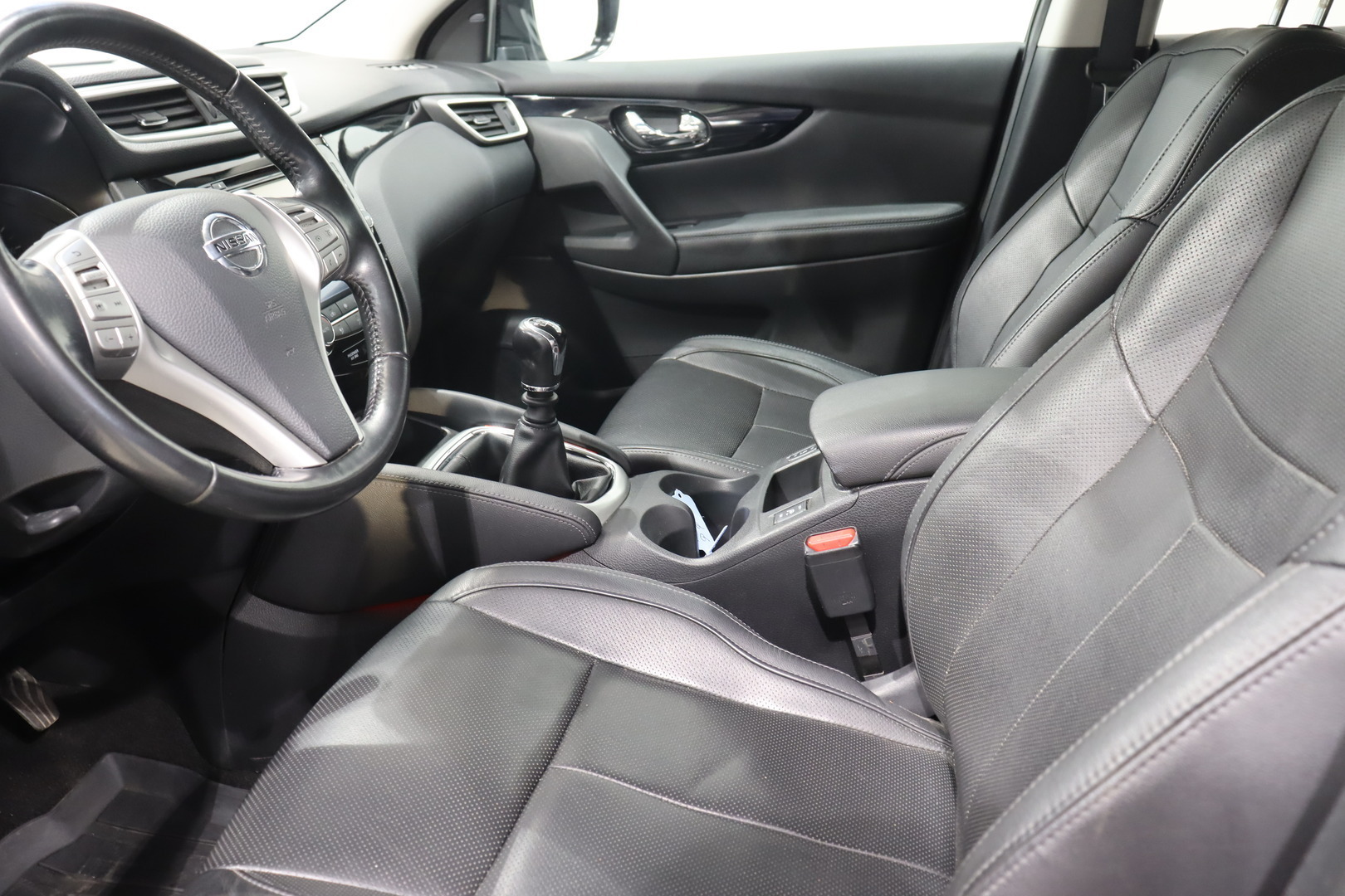 NISSAN Qashqai 2017