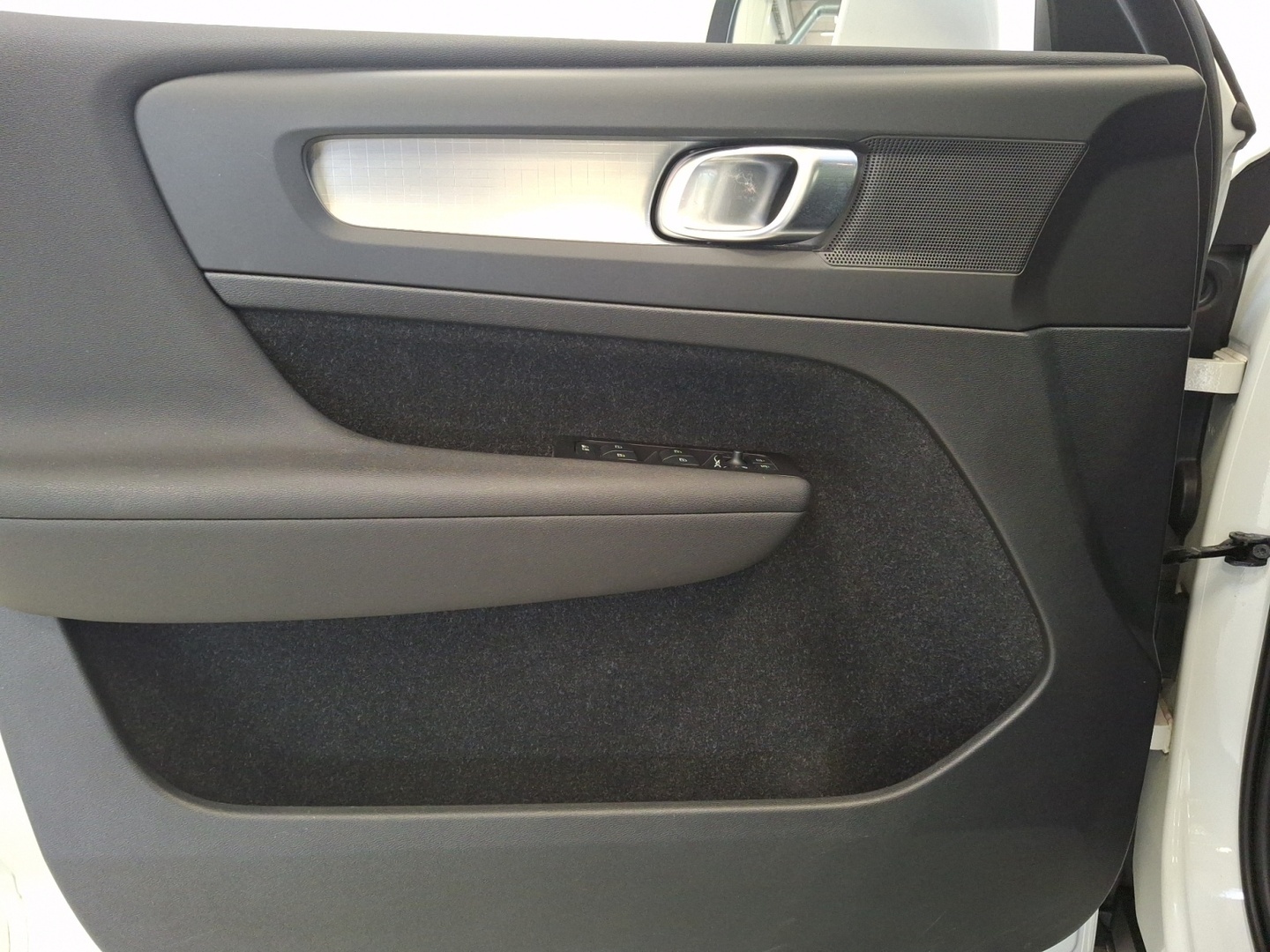 VOLVO XC40 2021