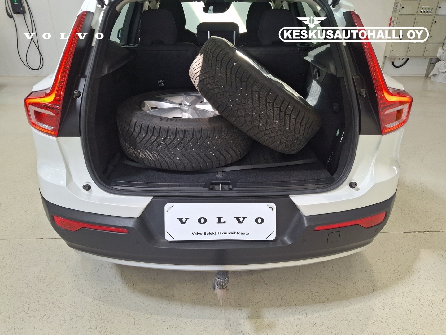 VOLVO XC40 2021
