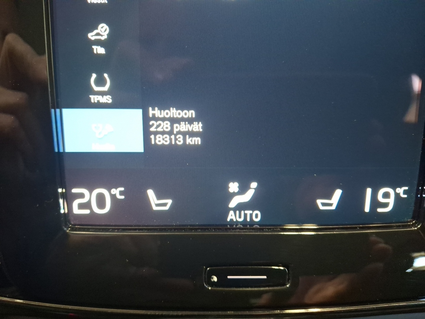 VOLVO XC40 2021