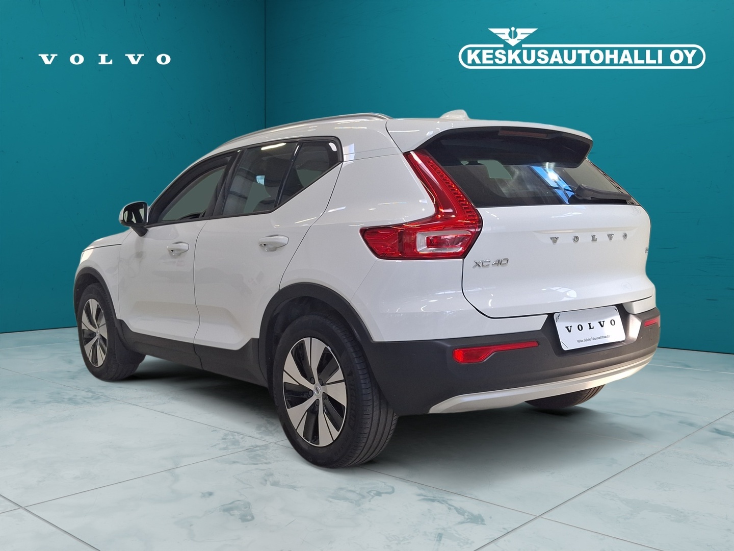 VOLVO XC40 2021