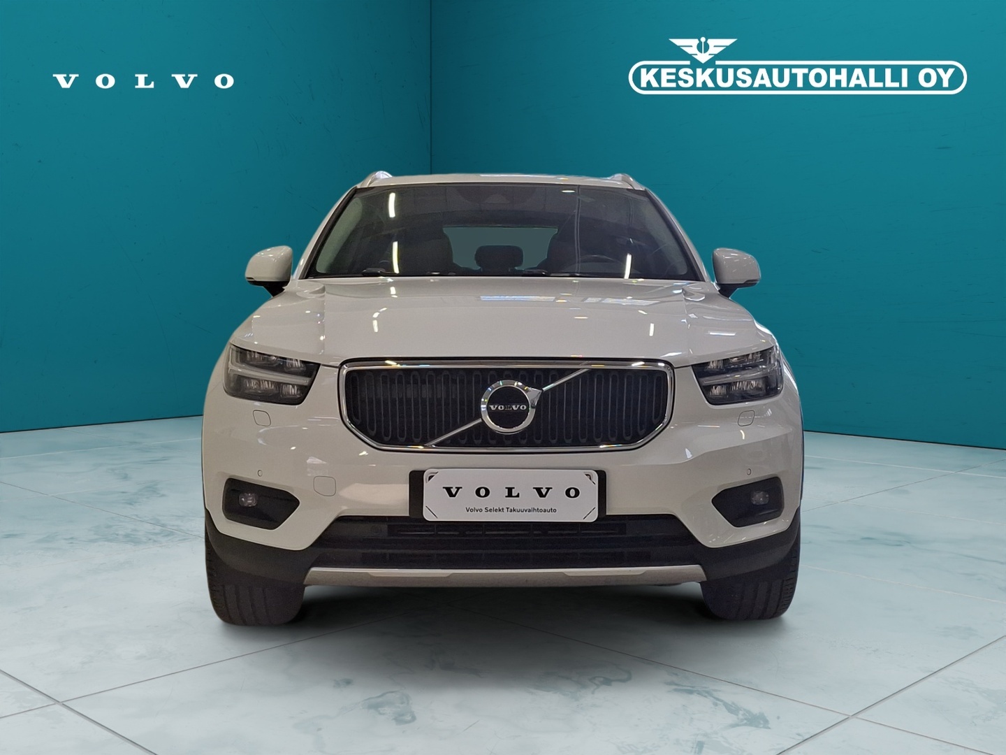 VOLVO XC40 2021