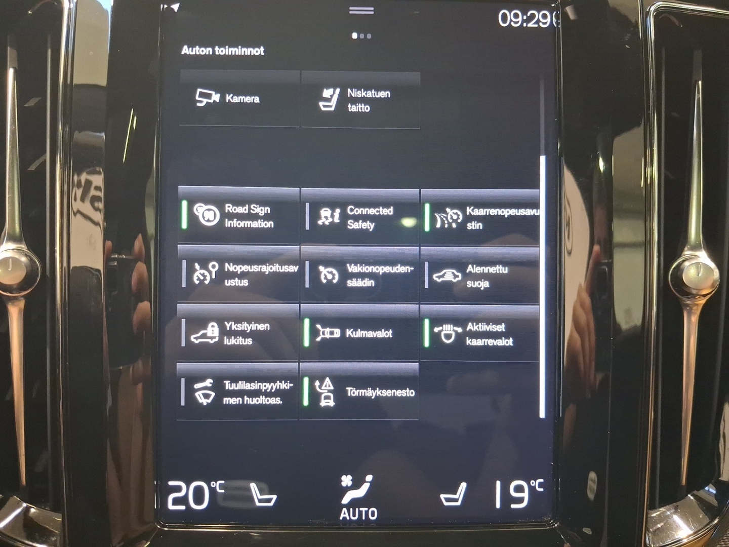 VOLVO XC60 2020