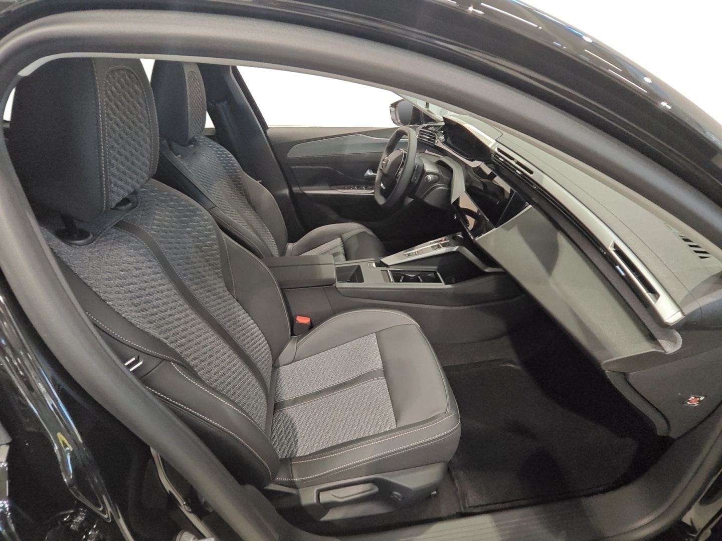 PEUGEOT 408 2026