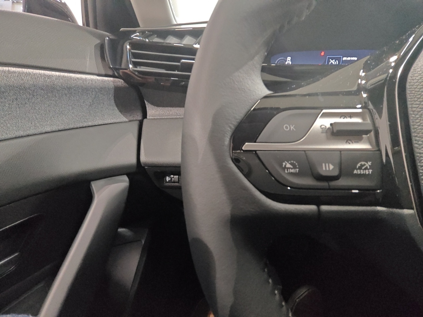 PEUGEOT 408 2026