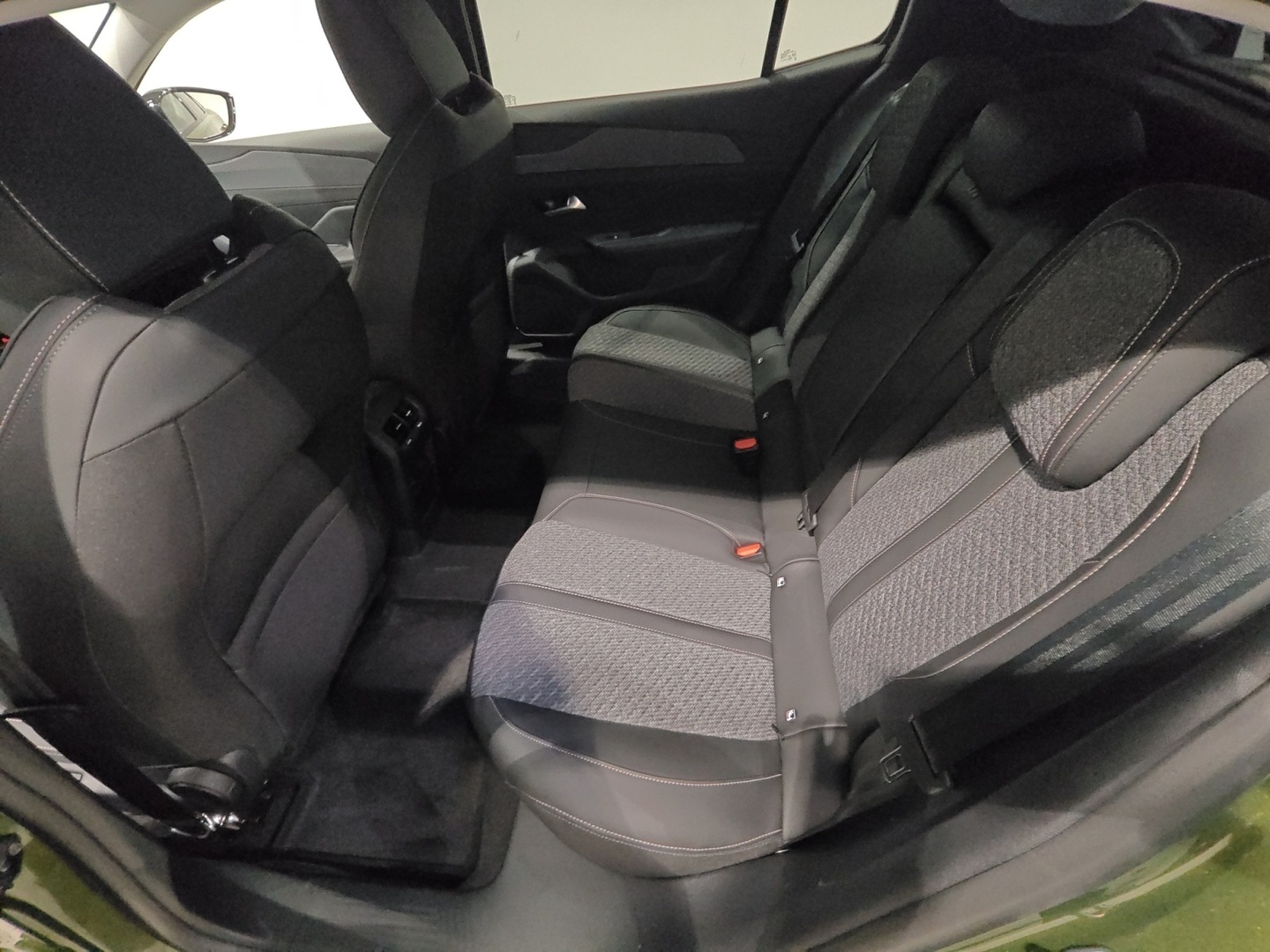 PEUGEOT 408 2026