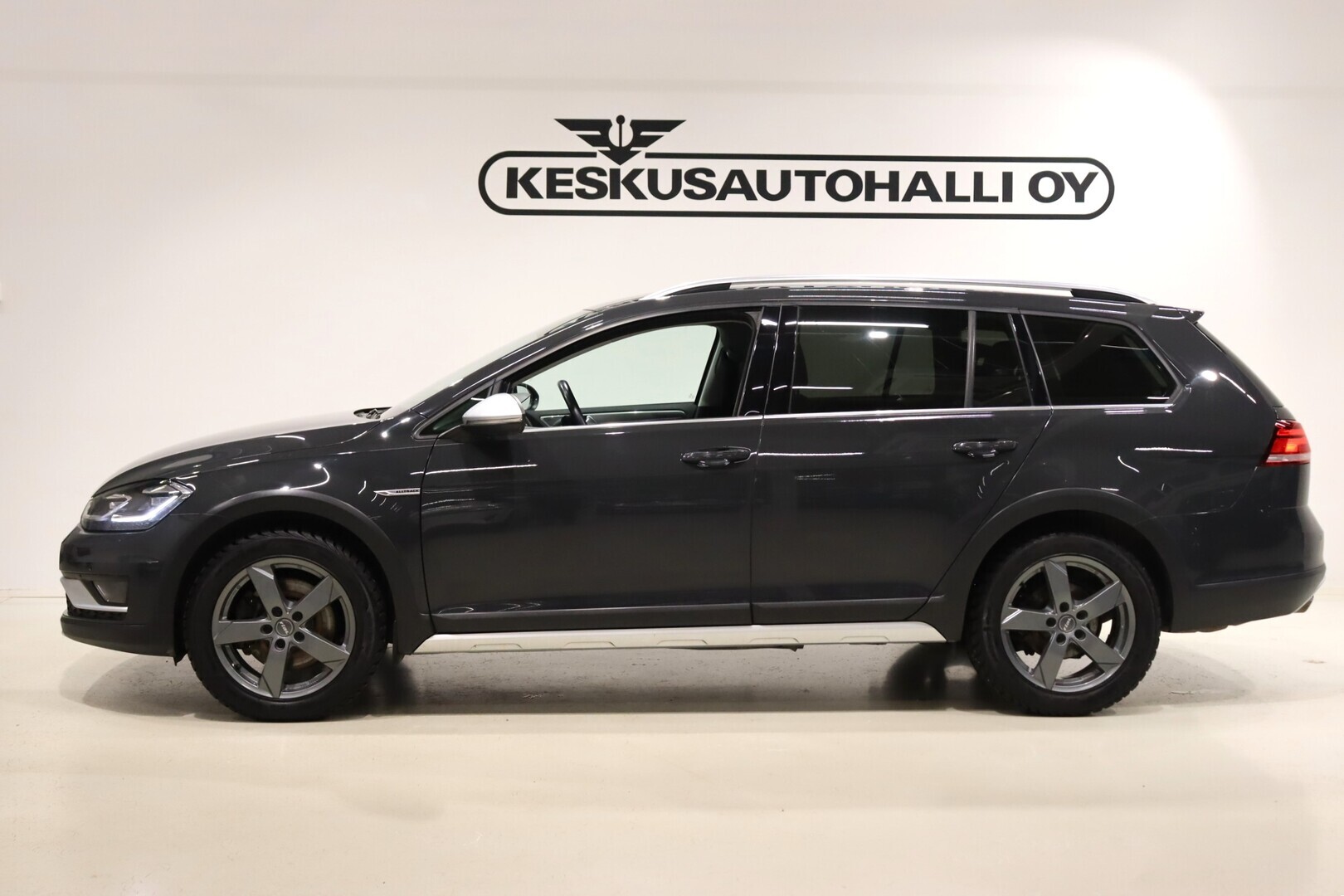 VOLKSWAGEN Golf 2018