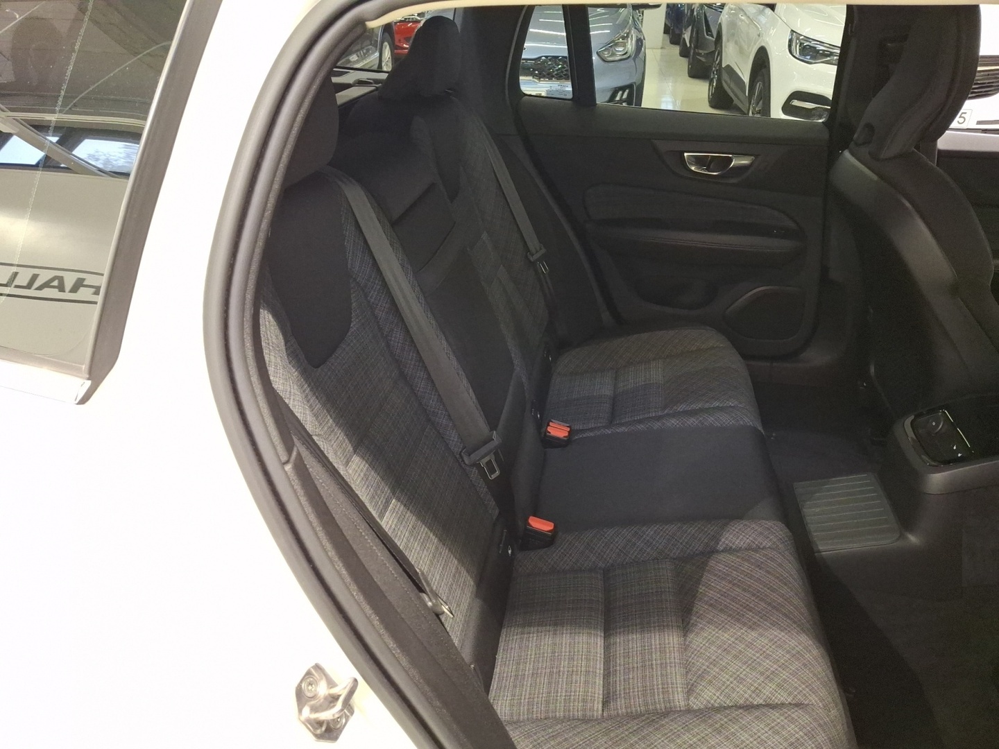 VOLVO V60 2022