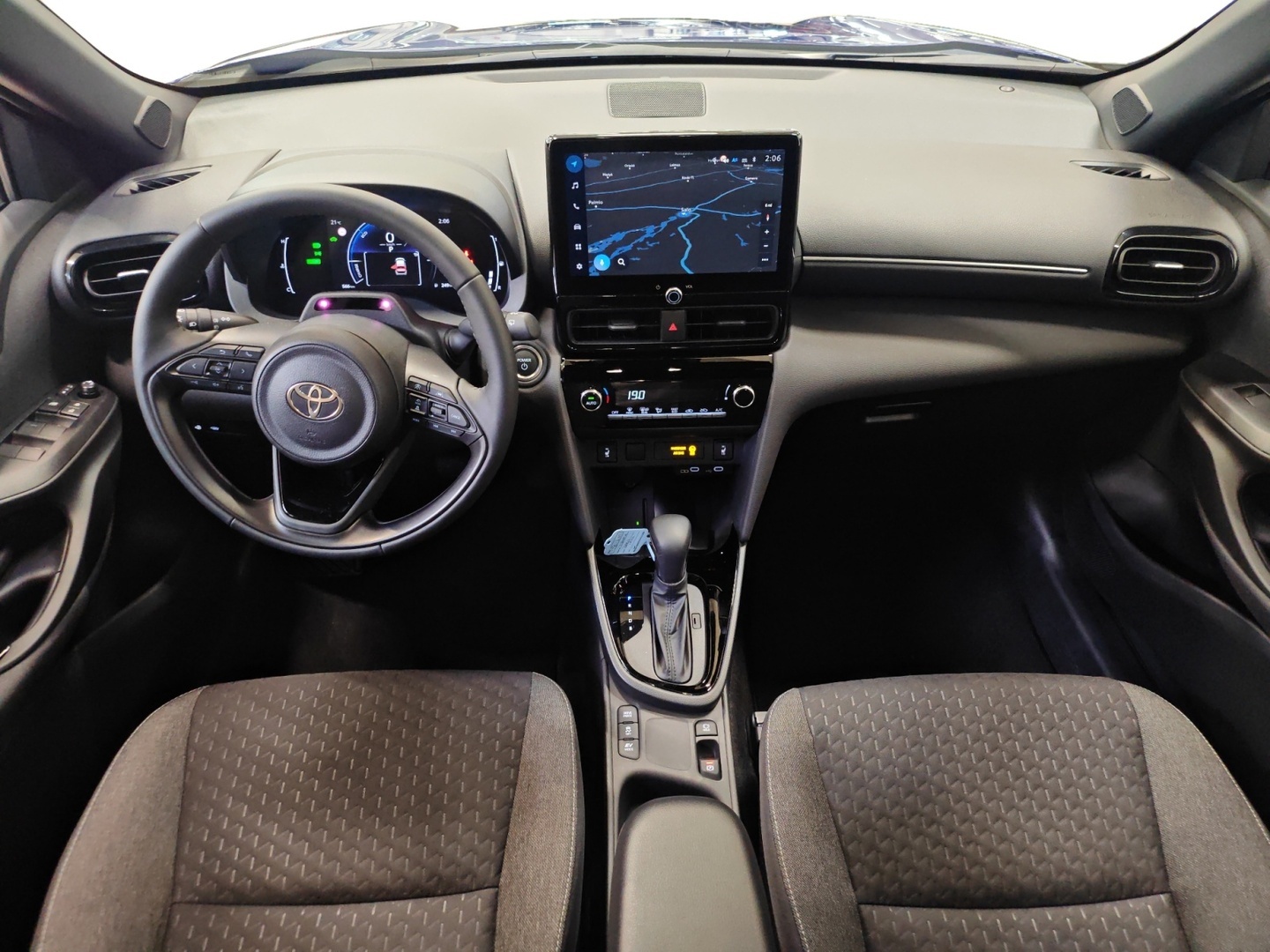 TOYOTA Yaris Cross 2026