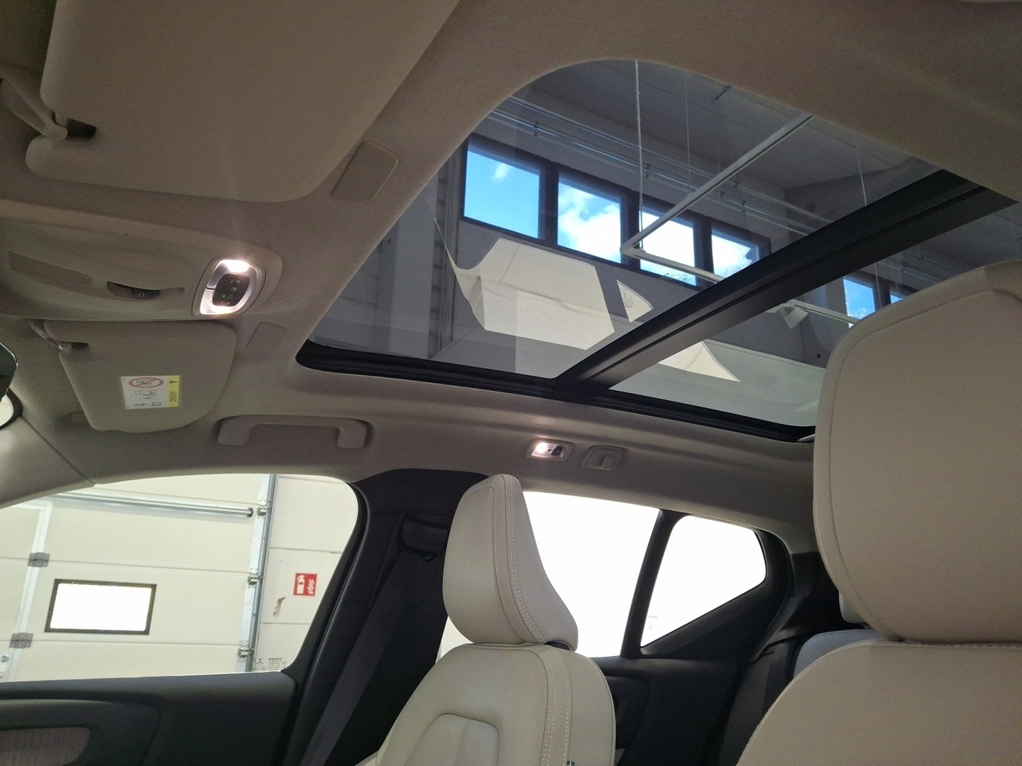 VOLVO XC40 23