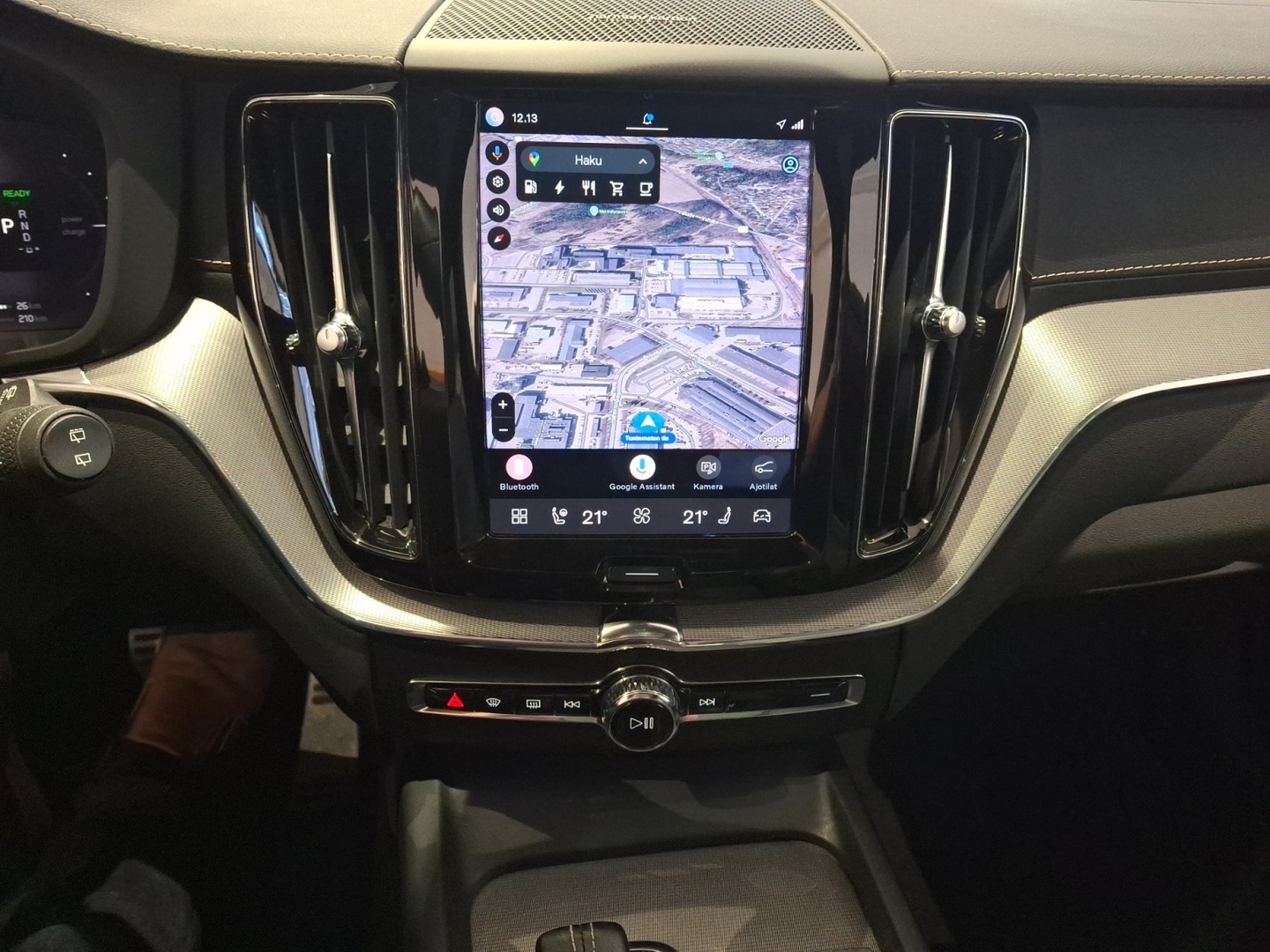 VOLVO XC60 2022