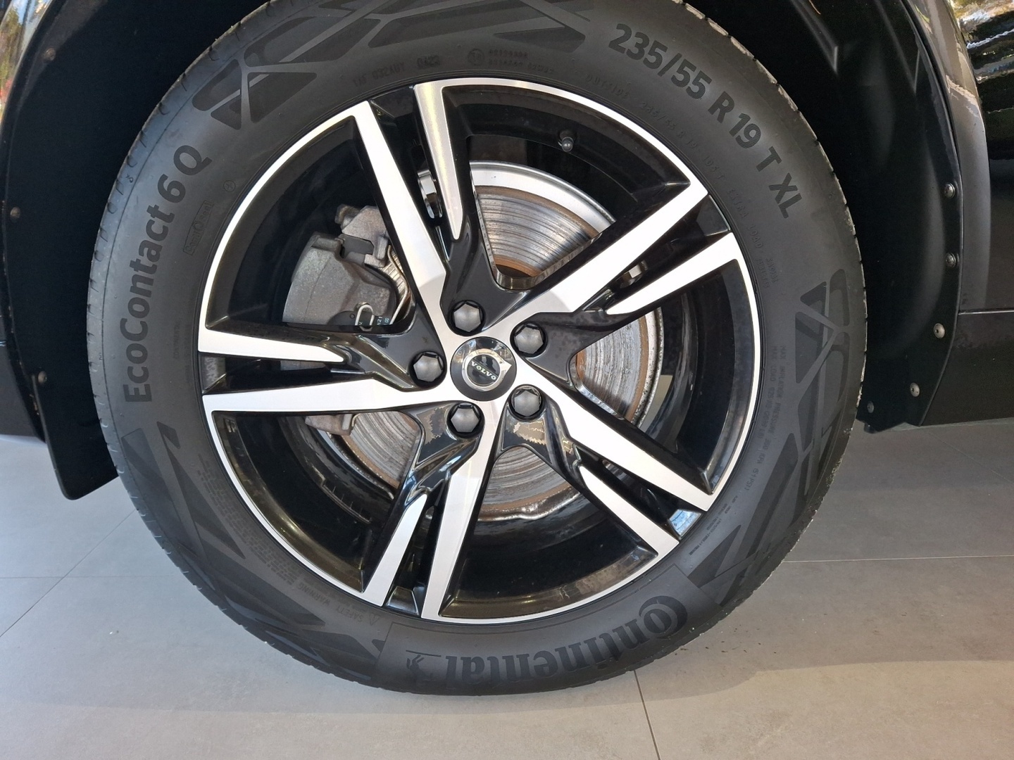 VOLVO XC60 2022