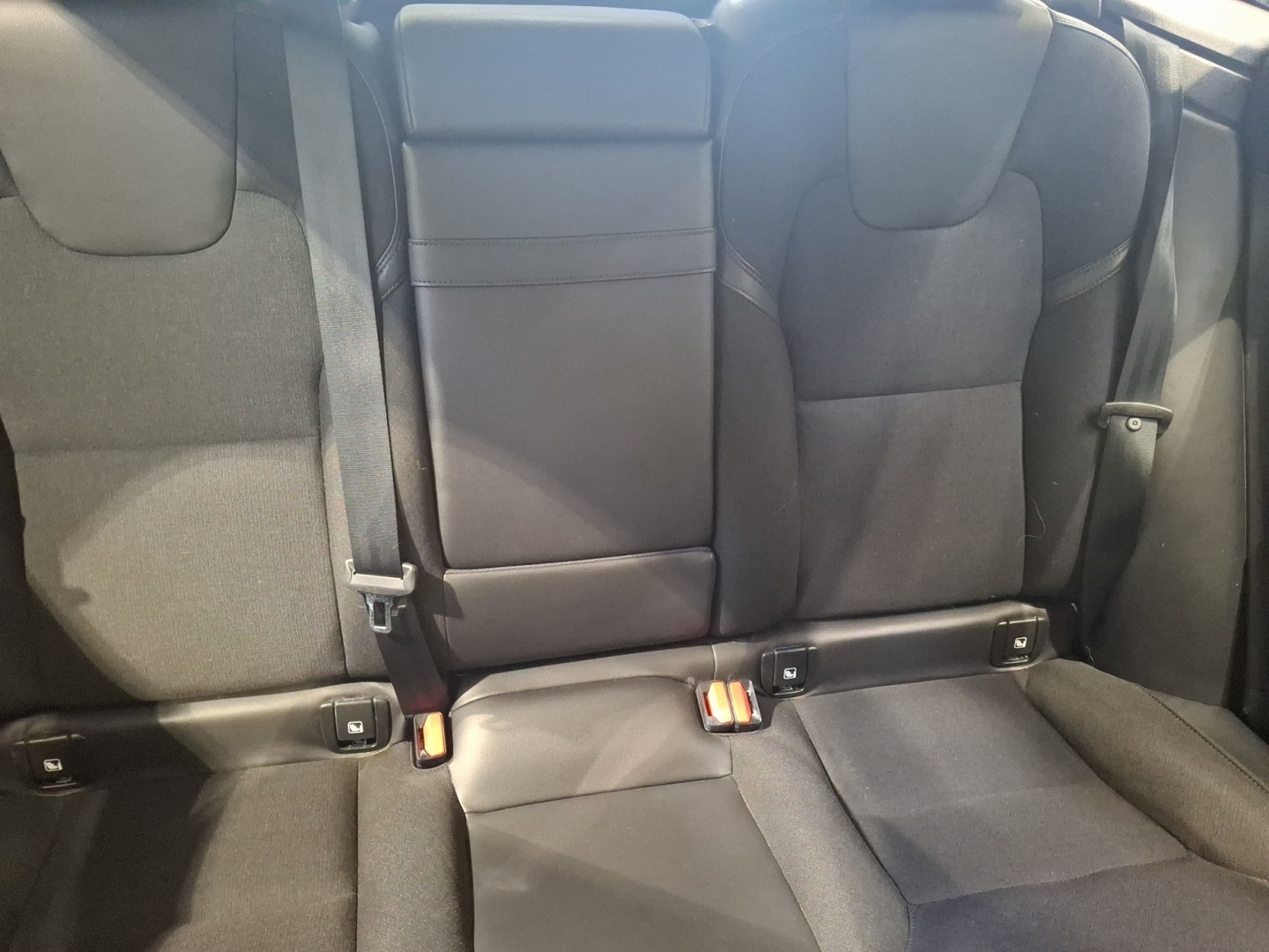 VOLVO XC60 2021