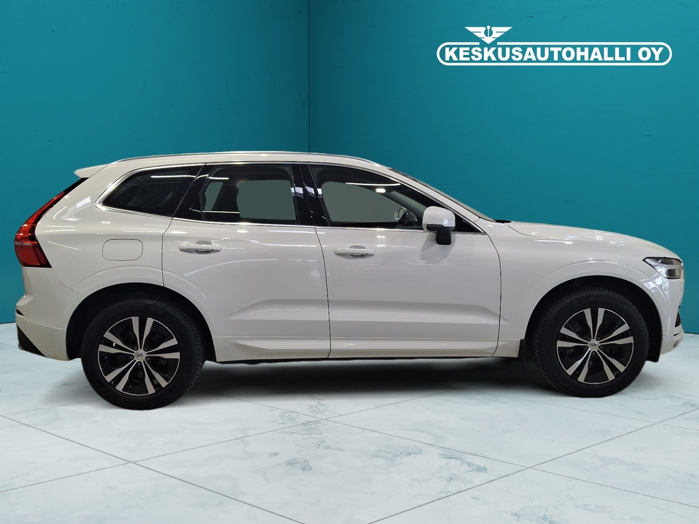 VOLVO XC60 2021