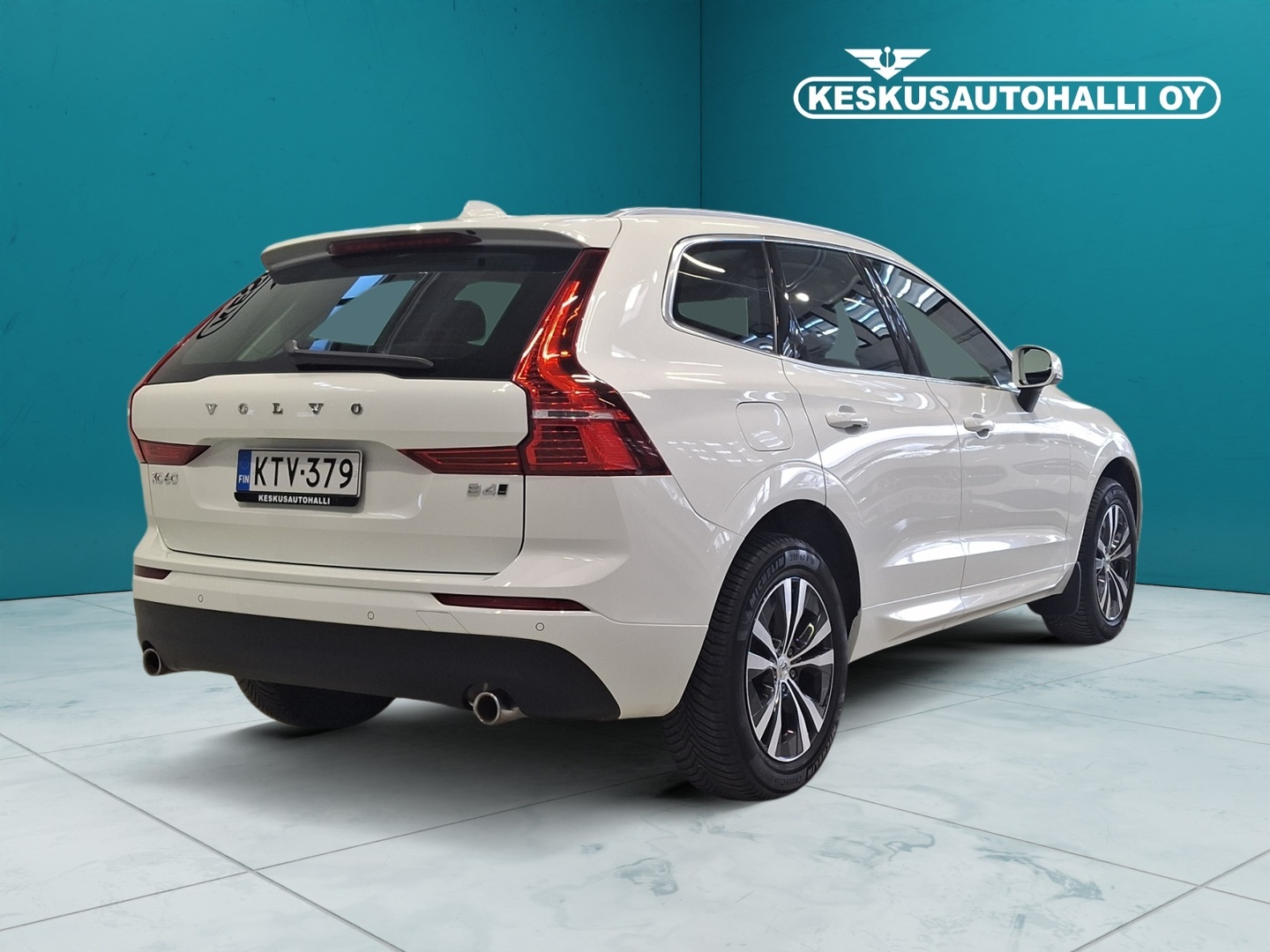 VOLVO XC60 2021