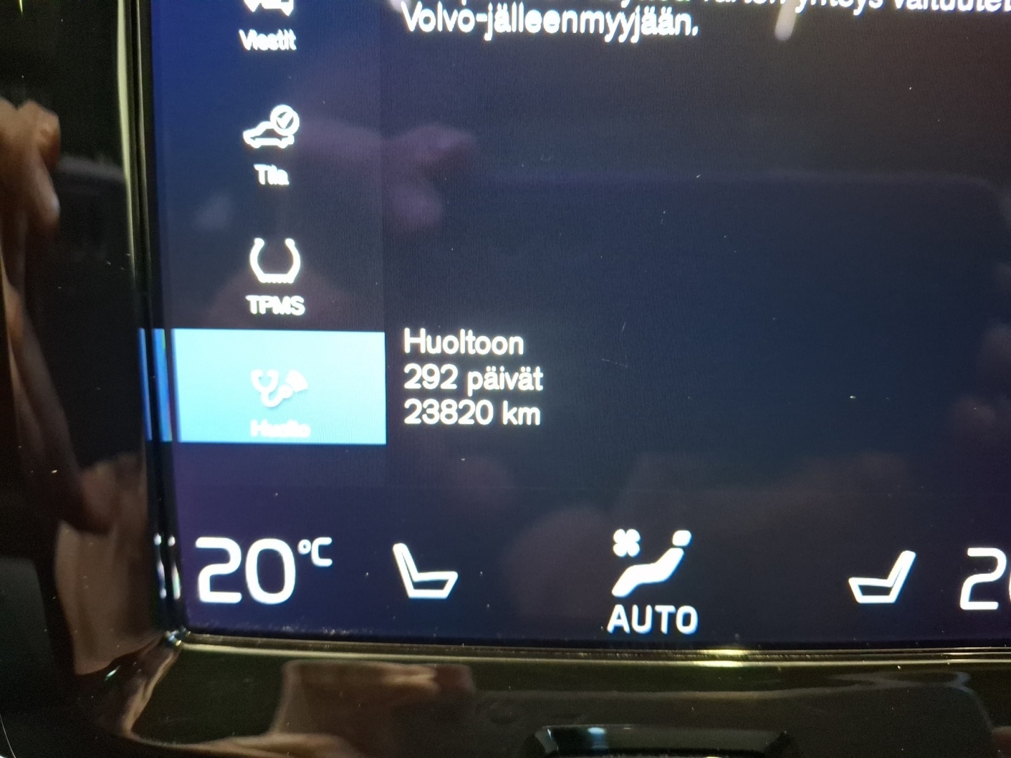 VOLVO XC60 2021