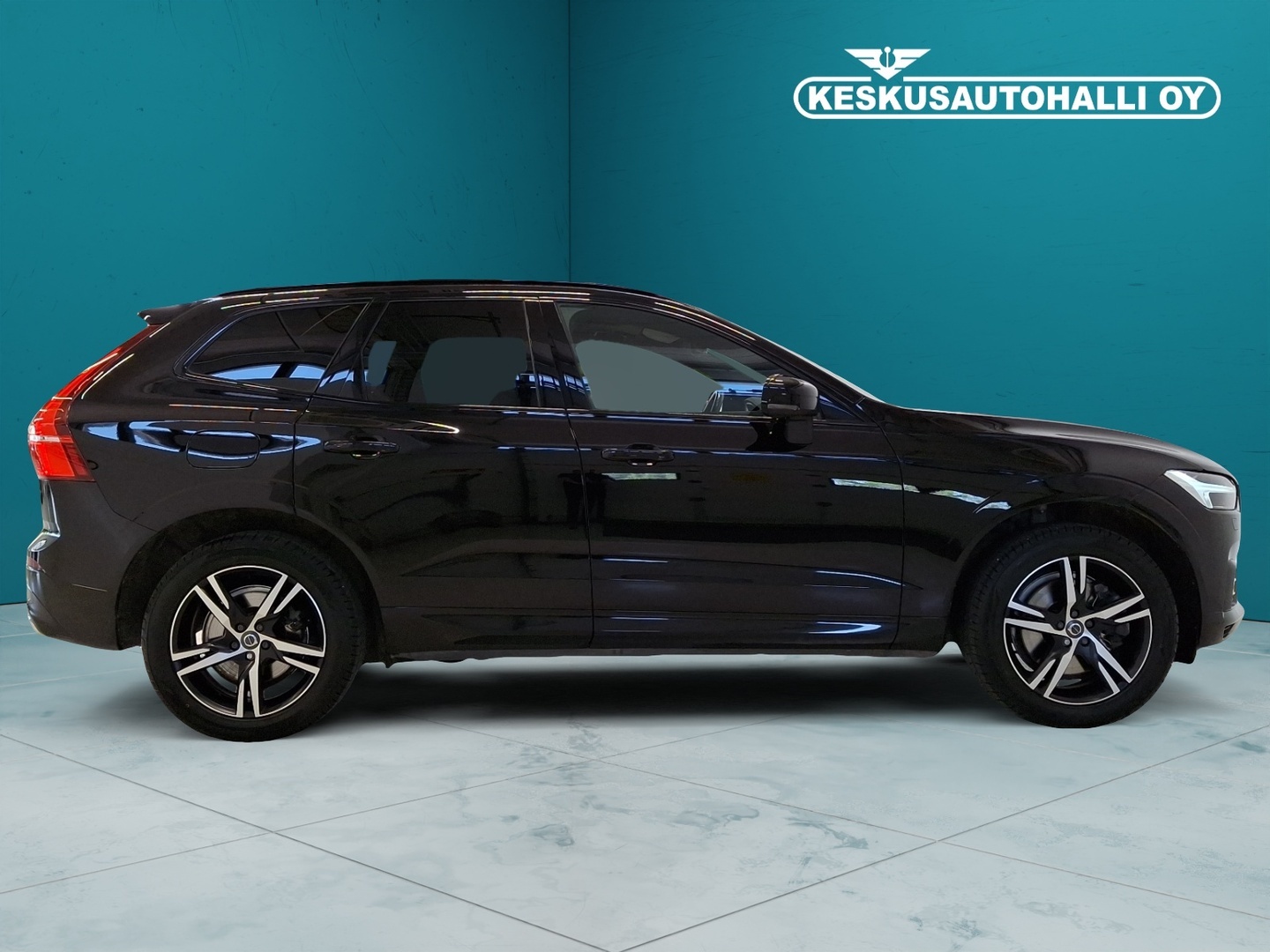 VOLVO XC60 2021